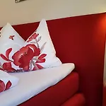Amann Apartment *