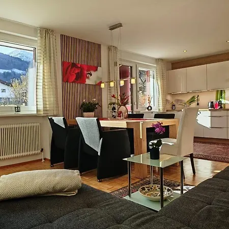 Amann Apartment *